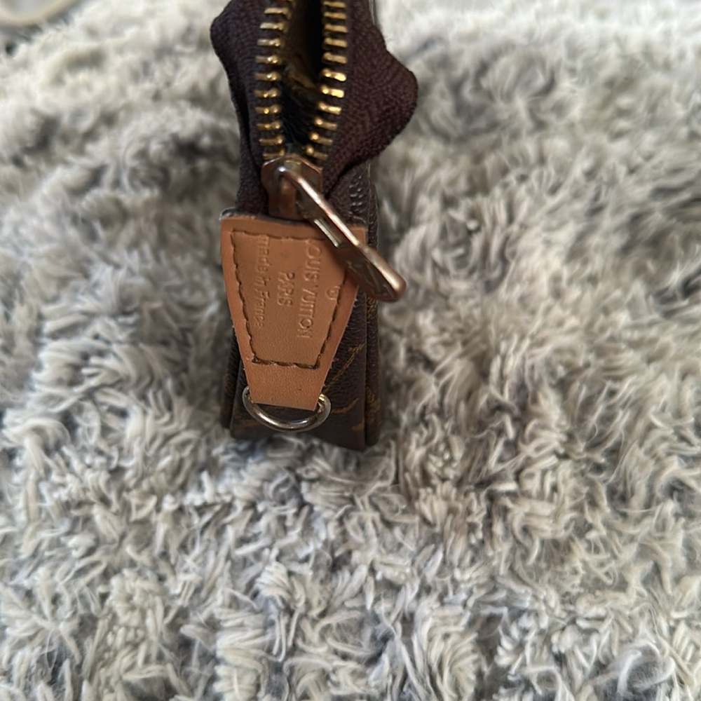 Louis Vuitton pochette monogram - Picture 3 of 7